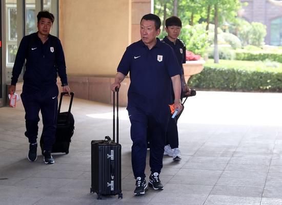 韩国演艺圈悲惨视频